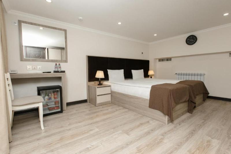 Deluxe City Hotel - Oda