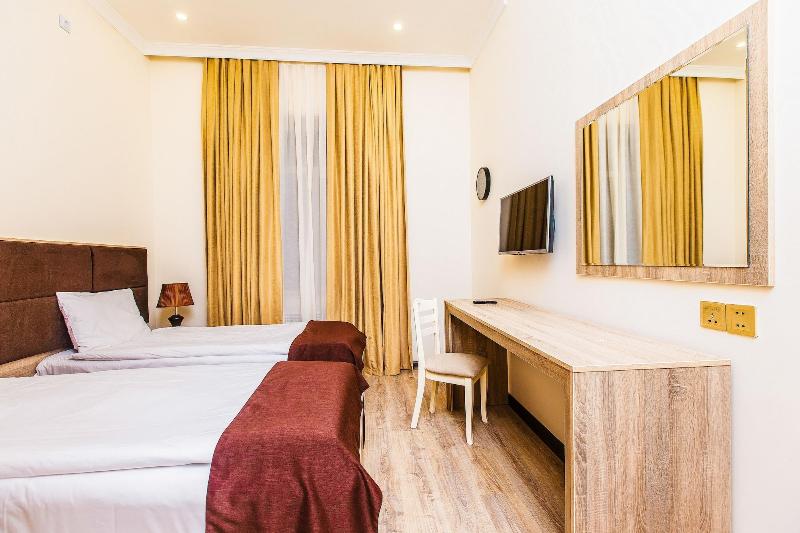Deluxe City Hotel - Oda