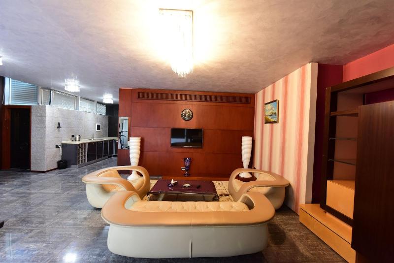 Deluxe City Hotel - Oda