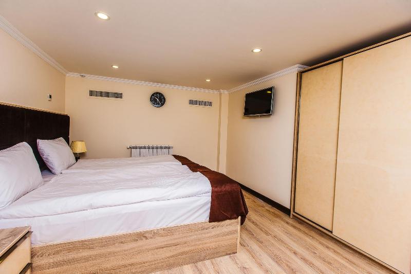 Deluxe City Hotel - Oda