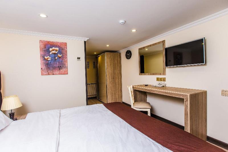 Deluxe City Hotel - Oda