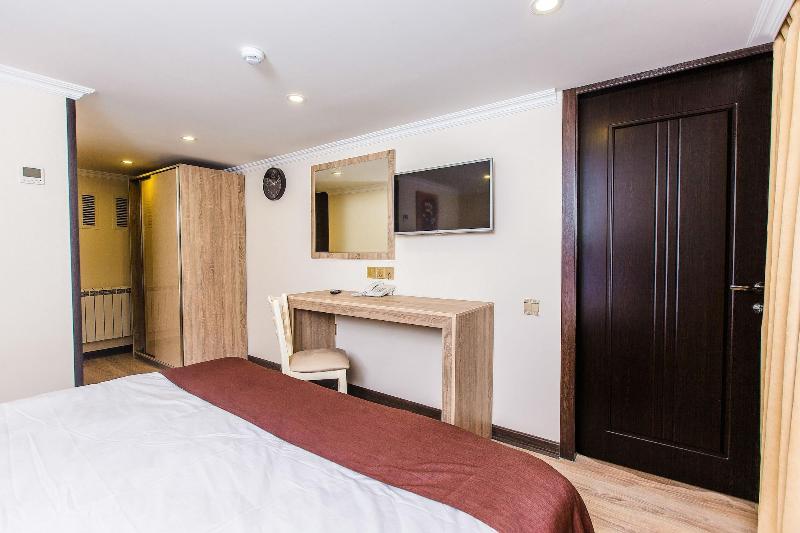 Deluxe City Hotel - Oda