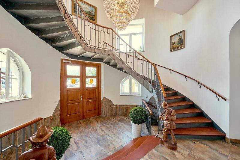 Hotel Zur Alten Stadtkellerei Leipzig - Lobi