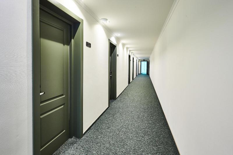 Green Tower Hotel - Lobi