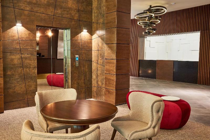 Green Tower Hotel - Lobi