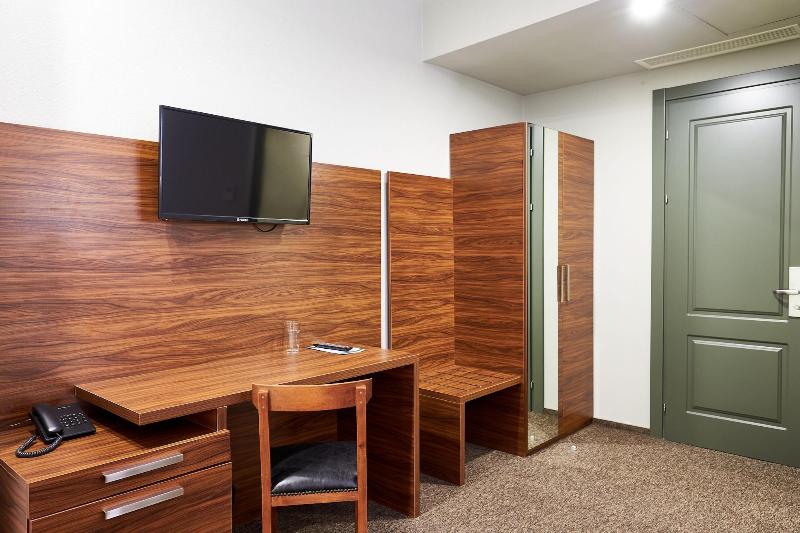 Green Tower Hotel - Oda