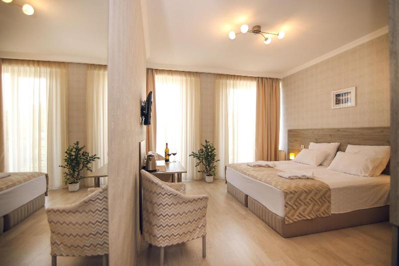 Hotel Kenari - Oda