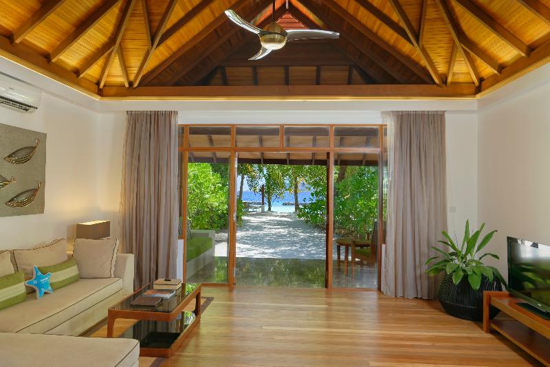 Niva Kurumba Maldives - Oda