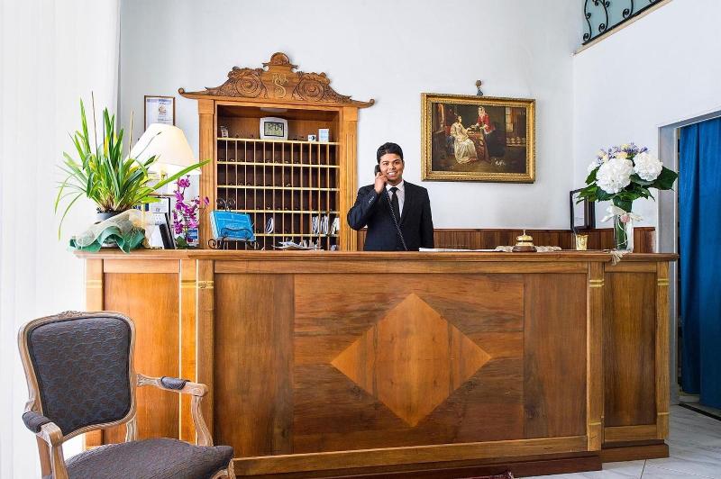 Grande Albergo Quattro Stagioni - Lobi