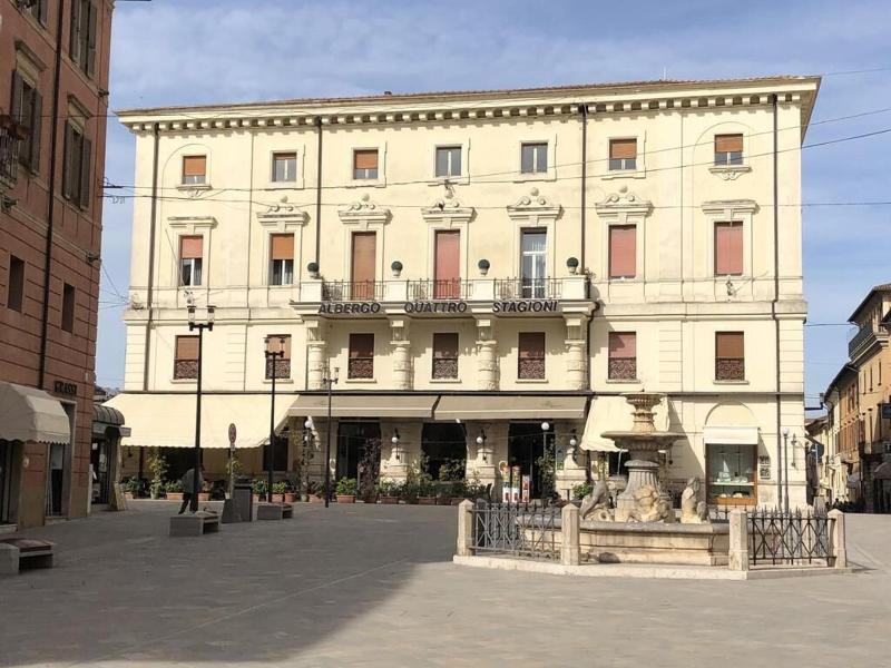 Grande Albergo Quattro Stagioni - Genel