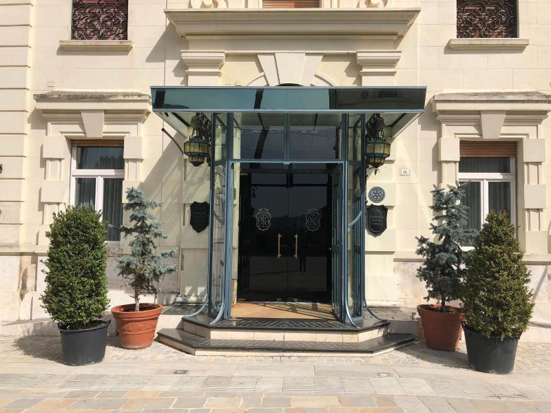 Grande Albergo Quattro Stagioni - Genel