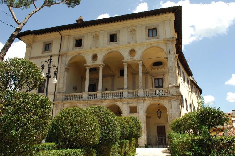 Grande Albergo Quattro Stagioni - Genel