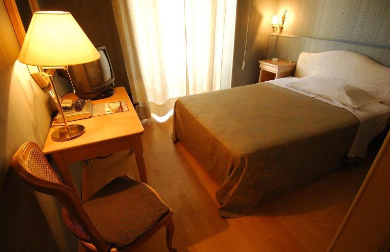 Grande Albergo Quattro Stagioni - Oda