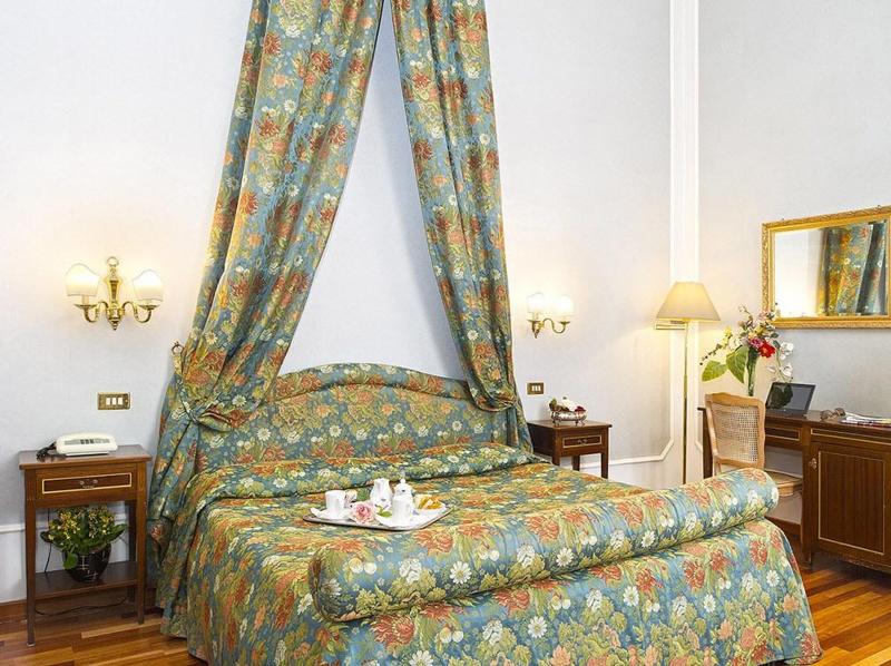 Grande Albergo Quattro Stagioni - Oda