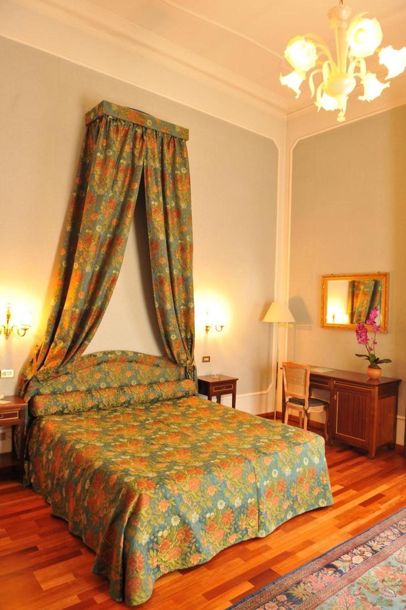 Grande Albergo Quattro Stagioni - Oda