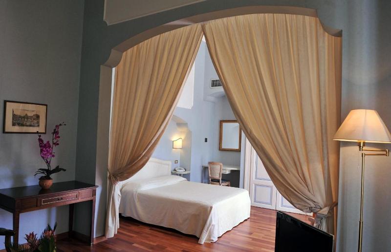 Grande Albergo Quattro Stagioni - Oda