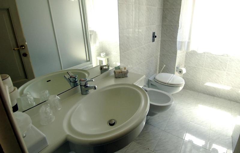 Grande Albergo Quattro Stagioni - Oda