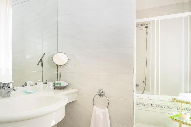 Grande Albergo Quattro Stagioni - Oda