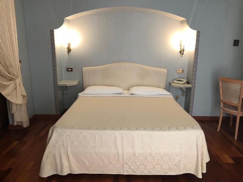Grande Albergo Quattro Stagioni - Oda