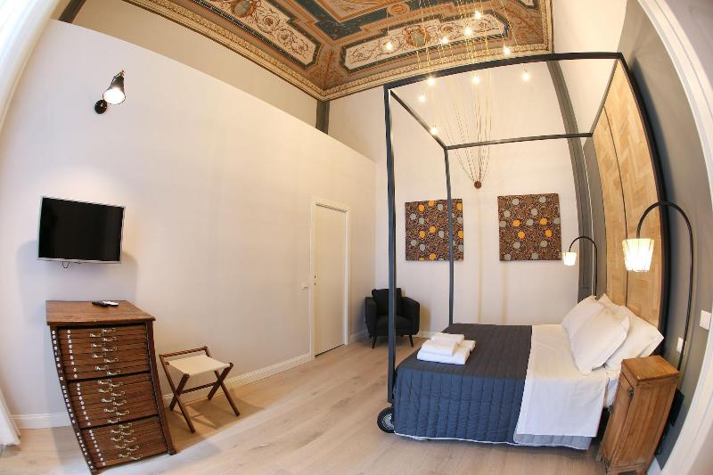 The Dante House - Oda