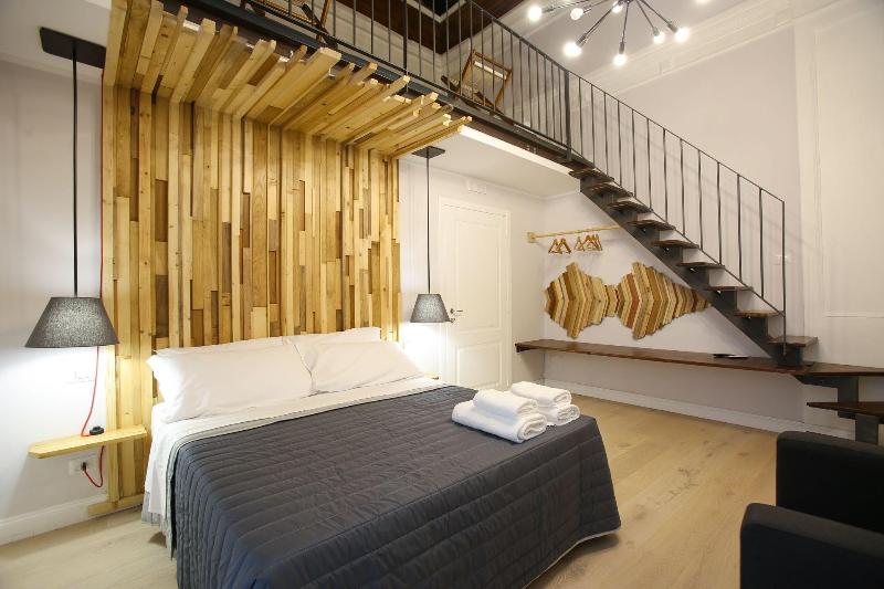 The Dante House - Oda