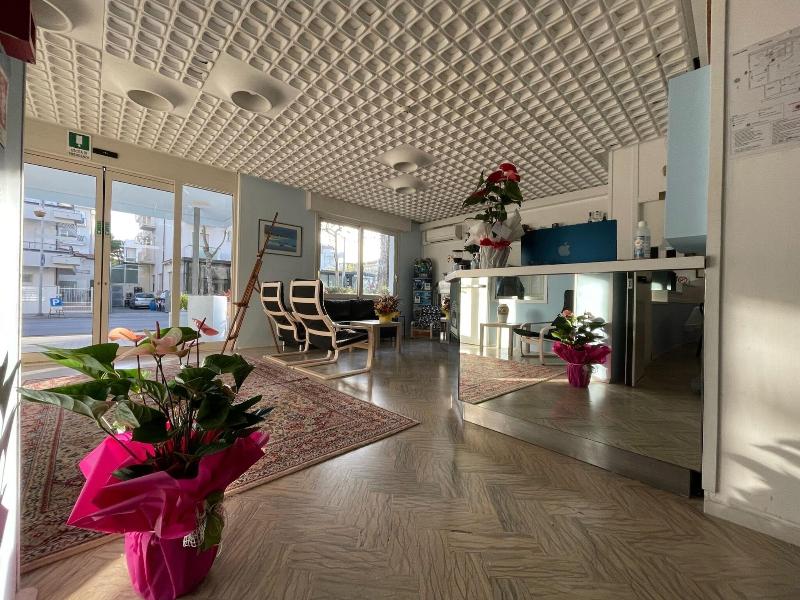 Hotel Morri - Lobi