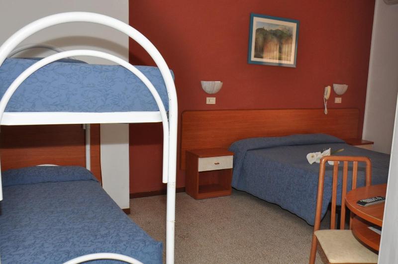 Hotel Morri - Oda