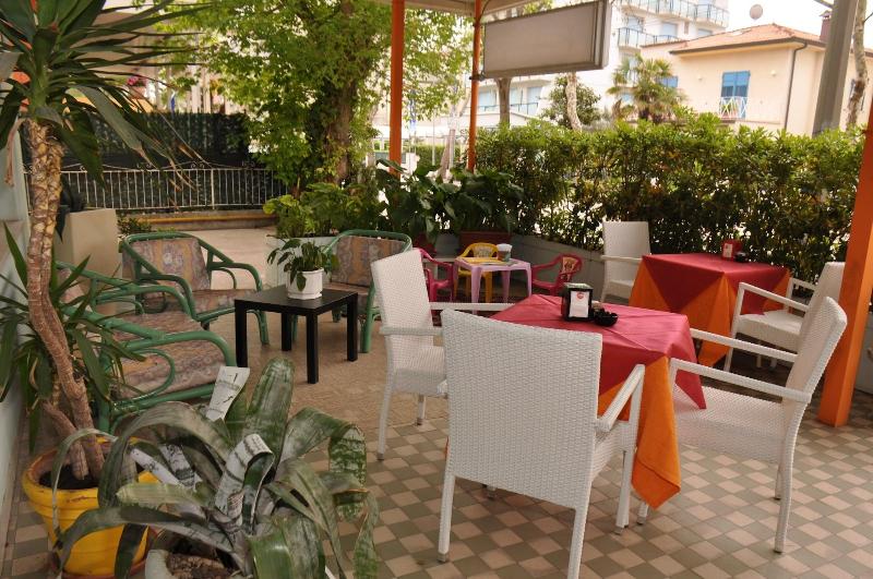 Hotel Morri - Teras