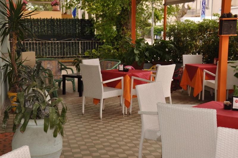 Hotel Morri - Teras
