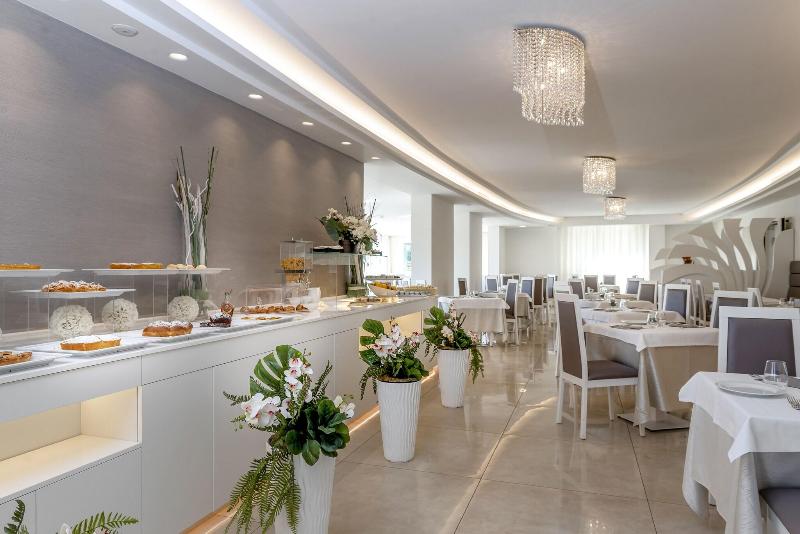 Hotel Riviera - Restoran
