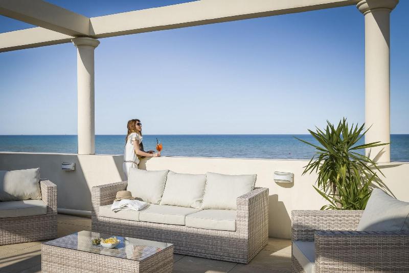 Hotel Riviera - Teras