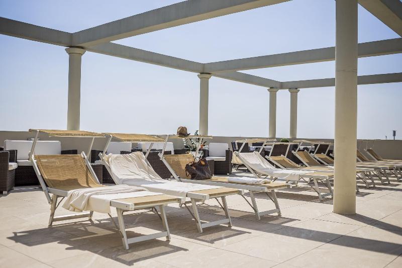 Hotel Riviera - Teras
