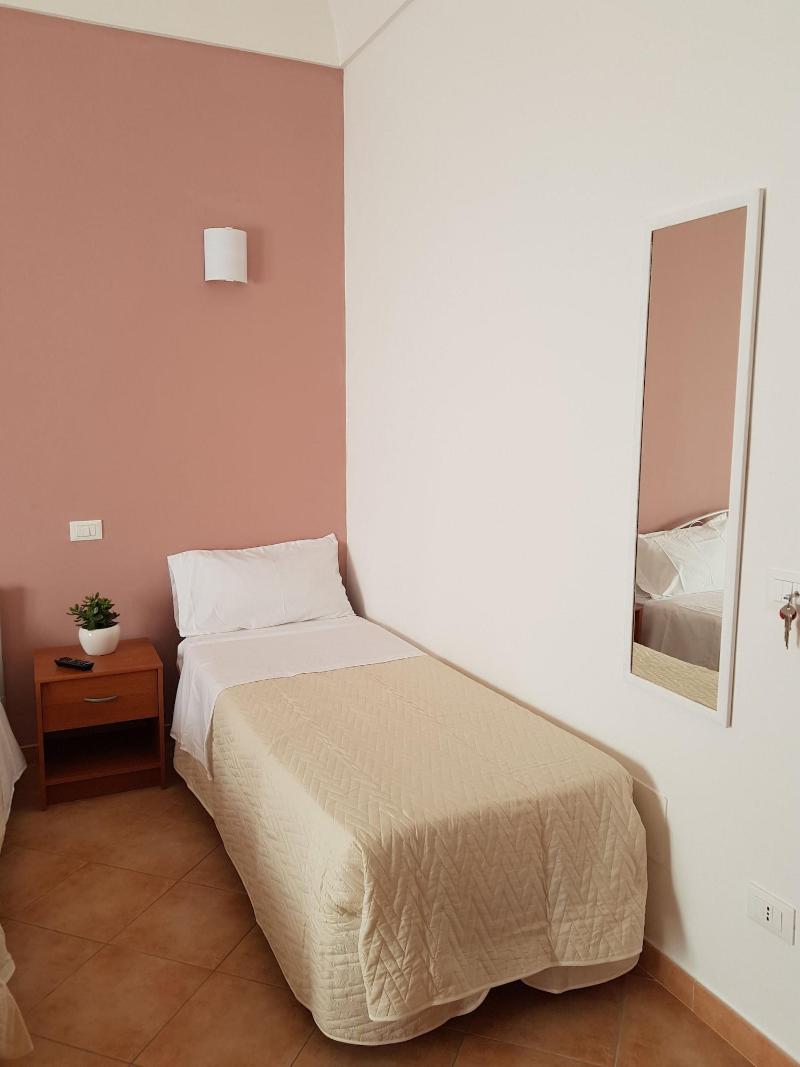 La Trinacria Bed & Breakfast - Oda