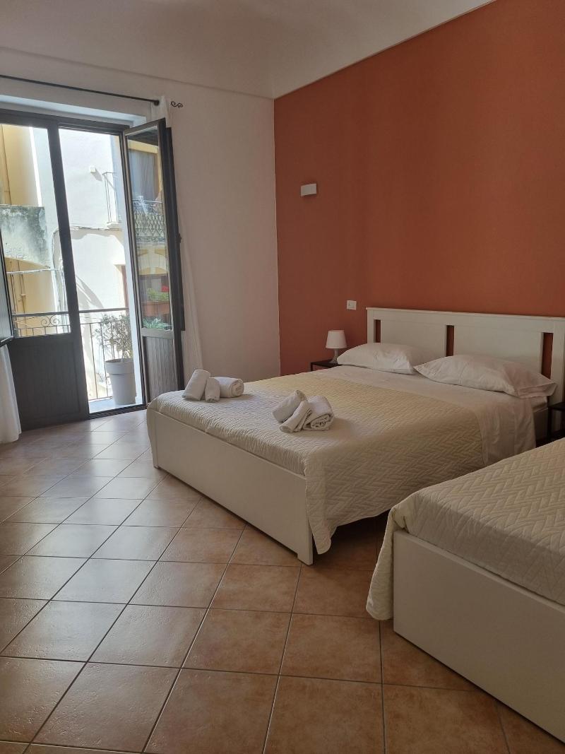 La Trinacria Bed & Breakfast - Oda