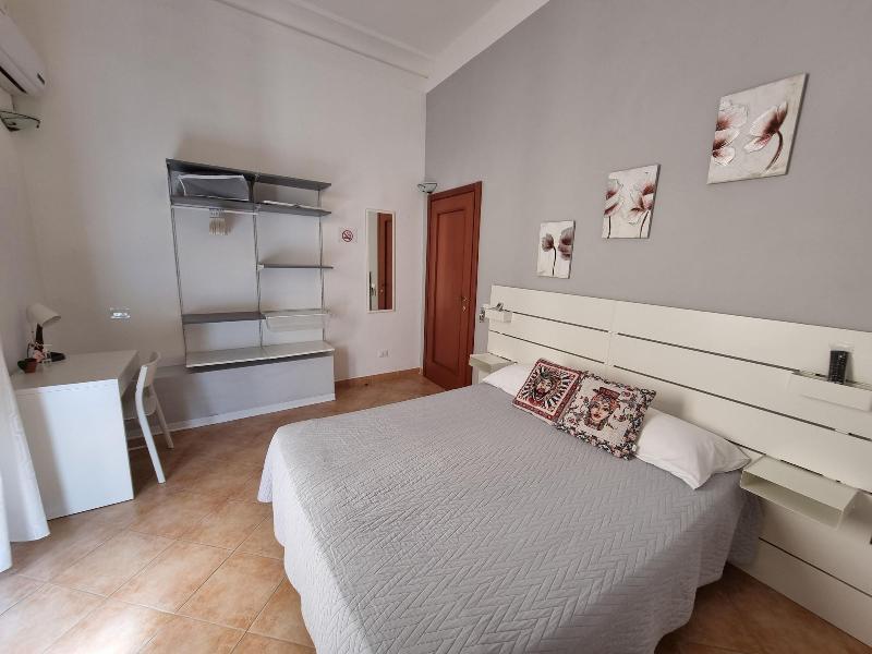 La Trinacria Bed & Breakfast - Oda