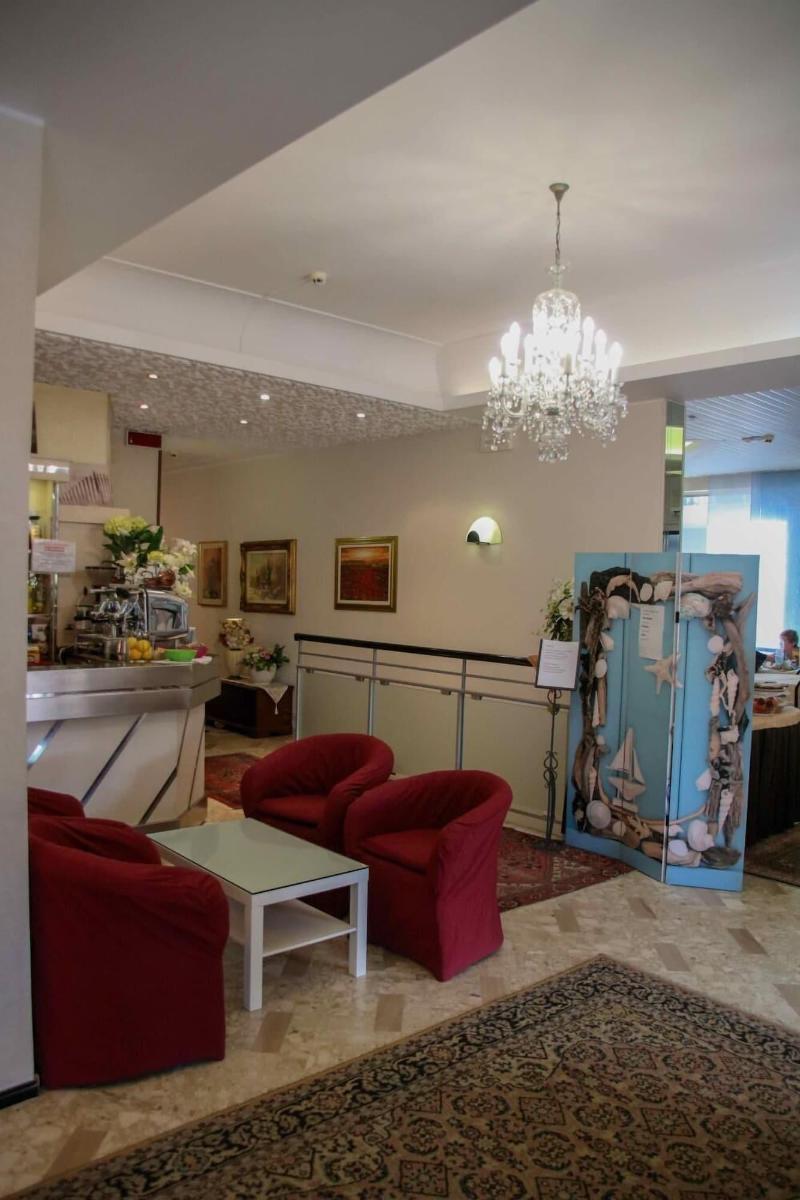 Hotel Brezza - Lobi