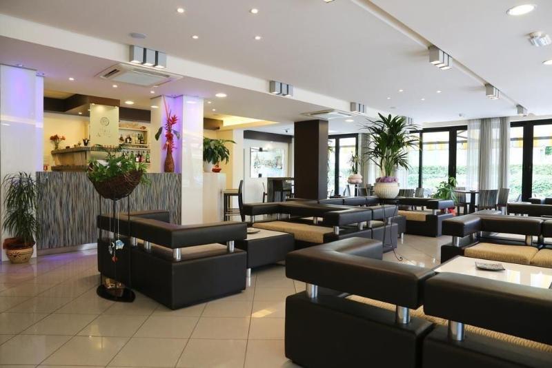 Hotel Ambra - Lobi