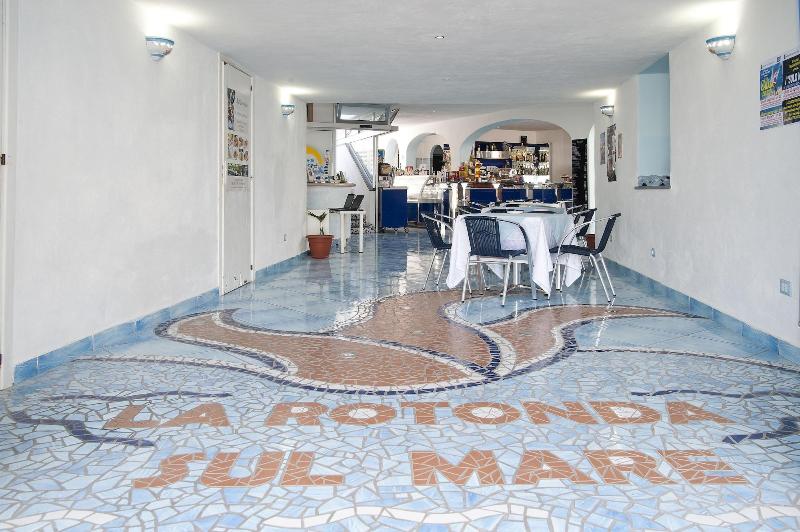 La Rotonda Sul Mare - Lobi