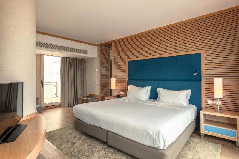 Sesimbra Oceanfront Hotel - Oda