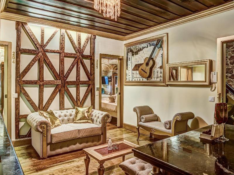 Solar Antigo Luxury Coimbra - Oda