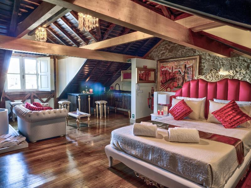 Solar Antigo Luxury Coimbra - Oda