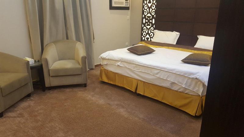 City Center Plaza Aparthotel - Oda
