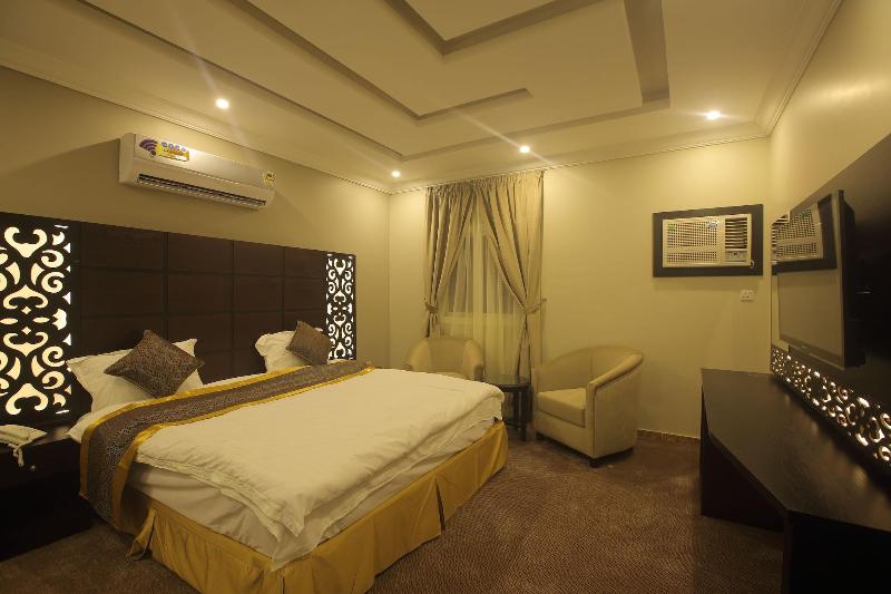 City Center Plaza Aparthotel - Oda
