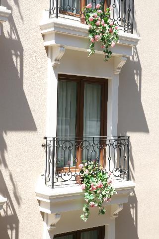 Belle Maison Hotel Residence