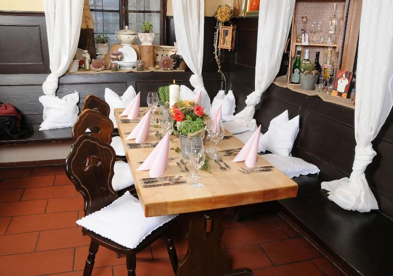 Gasthof Hotel zur Post - Restoran