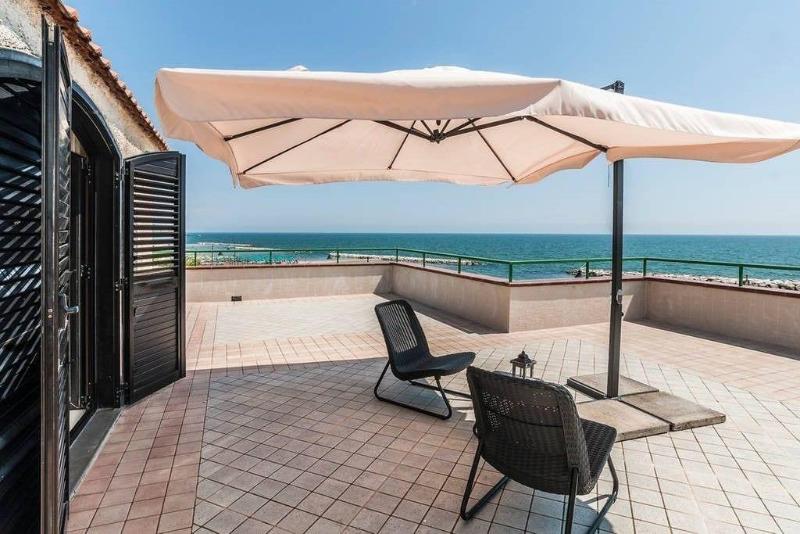 Hotel Tirreno - Oda