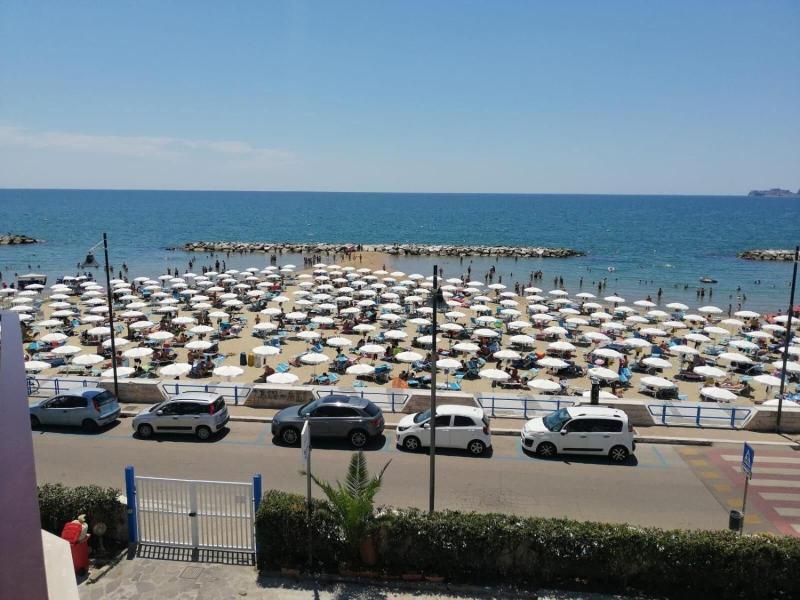 Hotel Tirreno - Plaj