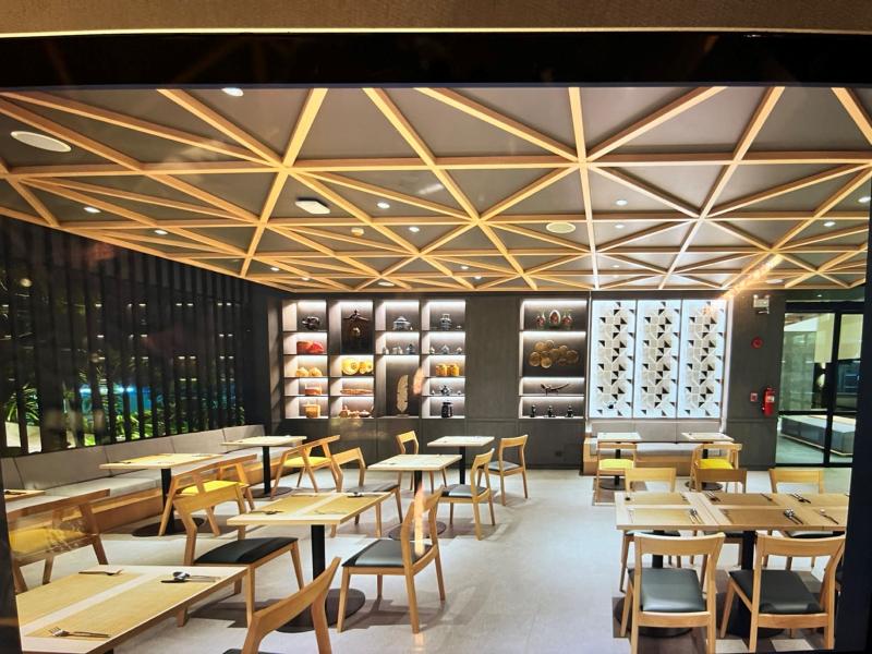 Travelodge Phuket Town - Restoran