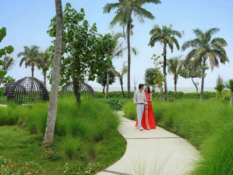 Pullman Lombok Merujani Mandalika Beach Resort - Genel