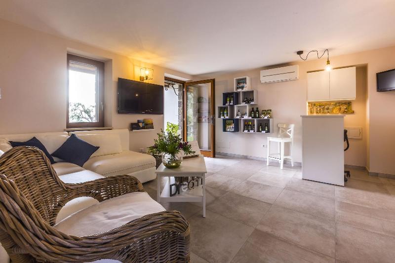 Casa Clementina - Marciano - Lobi
